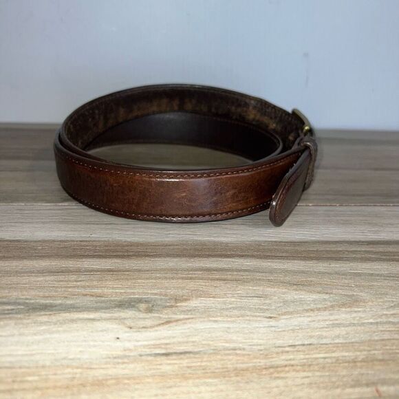 L.L. Bean Leather Belt Men’s Size 42 Brown Gold Tone Buckle USA Made Work Chore - Picture 4 of 8